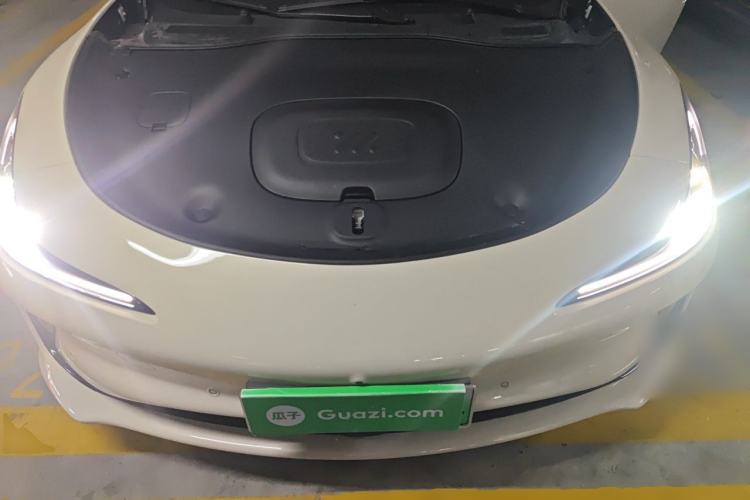 Used IM L6 2025 Max Engine Bay