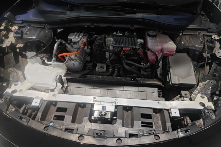 Used IM L6 2025 Ultra Model Engine Bay