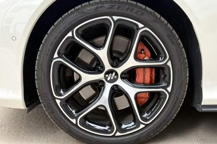 Used IM L6 2025 Ultra Model Exterior 2