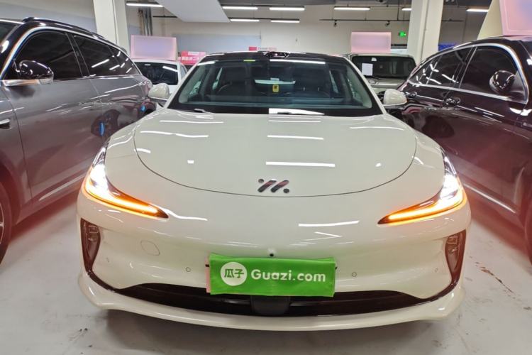 Used IM L6 2025 Ultra Model Front