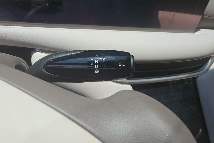 Used IM L6 2025 Max Gear Lever