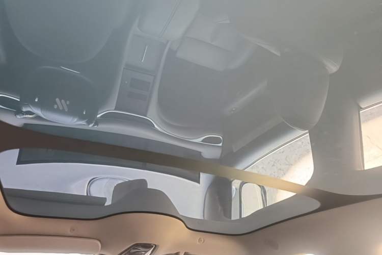 Used IM L6 2025 Ultra Model Headliner