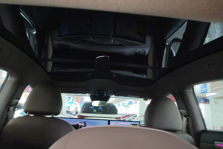 Used IM L6 2025 Ultra Model Headliner