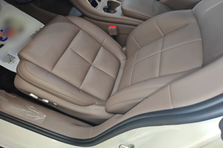 Used IM L6 2025 Ultra Model Left Front Seat