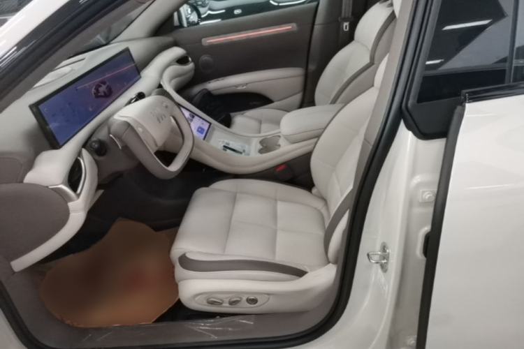 Used IM L6 2025 Pro Max model Left Front Seat