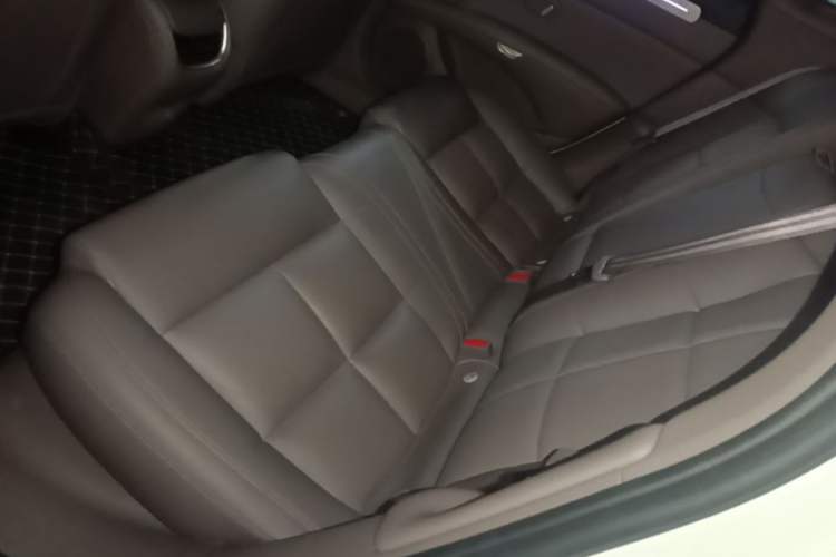 Used IM L6 2025 Ultra Model Left Rear Seat