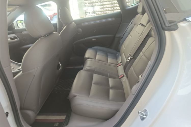 Used IM L6 2025 Ultra Model Left Rear Seat