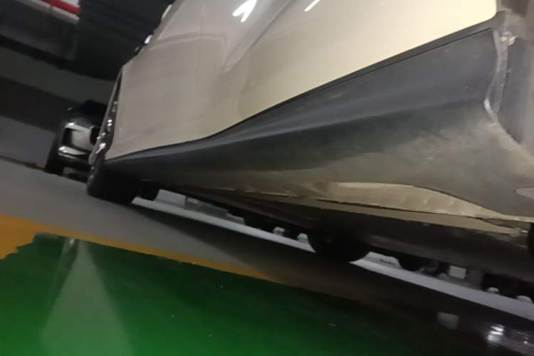 Used IM L6 2025 Ultra Model Left Side Sill