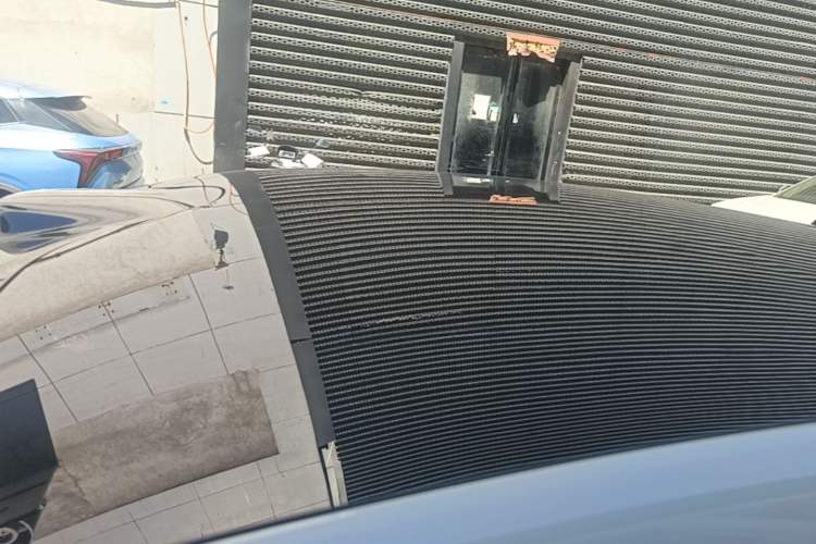Used IM L6 2025 Ultra Model Roof