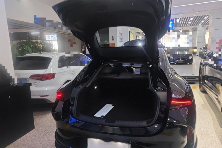 Used IM L6 2025 Ultra Model Trunk