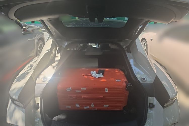 Used IM L6 2025 Max Trunk