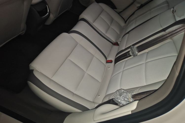 Used IM L6 2025 Max Left Rear Seat