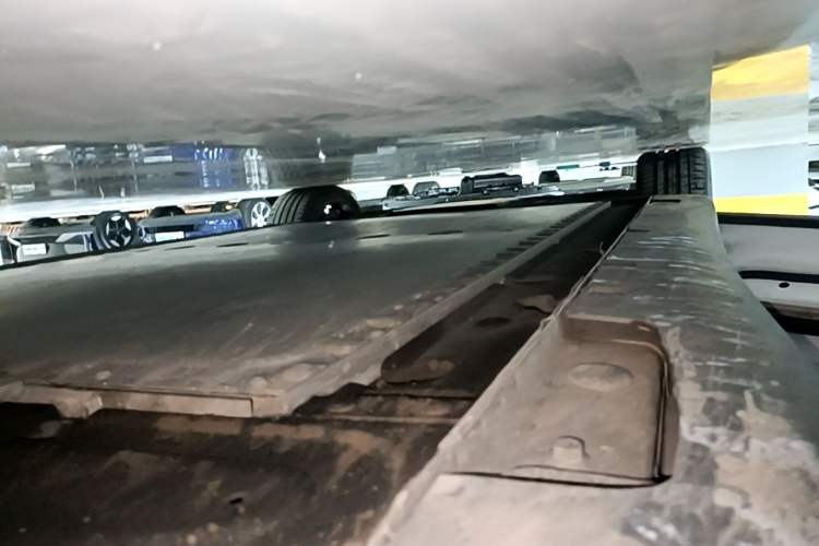 Used IM L6 2025 Max Left Side Sill