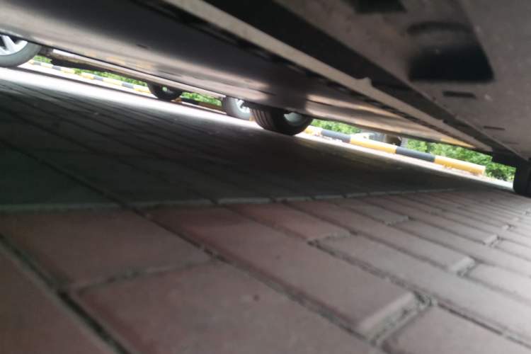 Used IM L6 2025 Max Chassis Front Left
