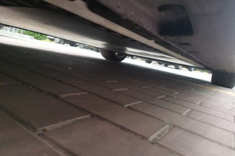 Used IM L6 2025 Max Chassis Rear Right