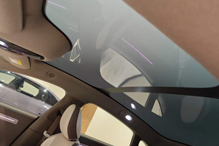 Used IM L6 2025 Ultra Model Headliner