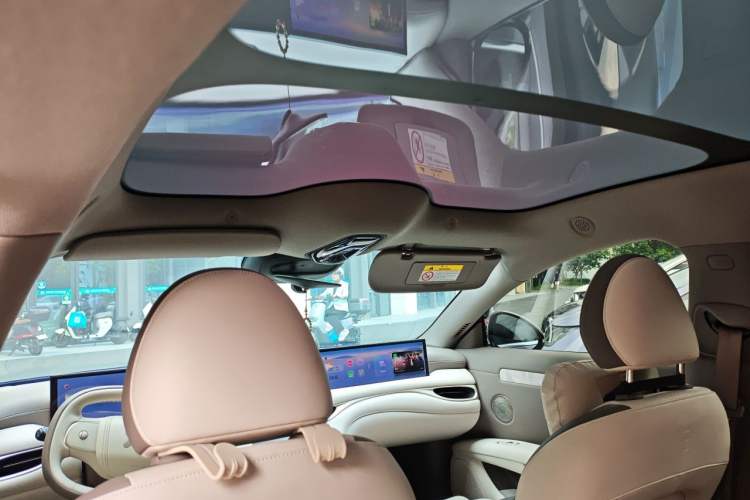 Used IM L6 2025 Max+ Headliner
