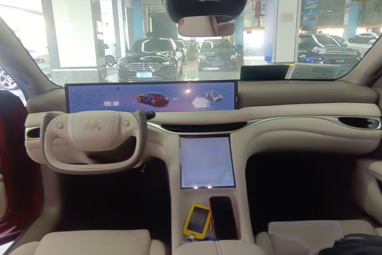 Used IM L6 2025 Max Center Console