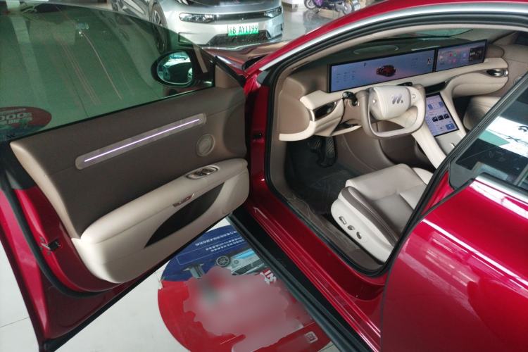 Used IM L6 2025 Max+ Driver Seat