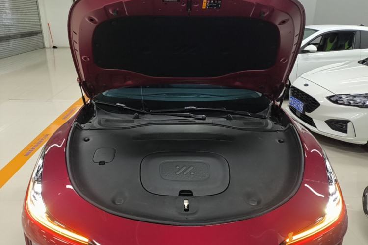 Used IM L6 2025 Pro Max model Engine Bay