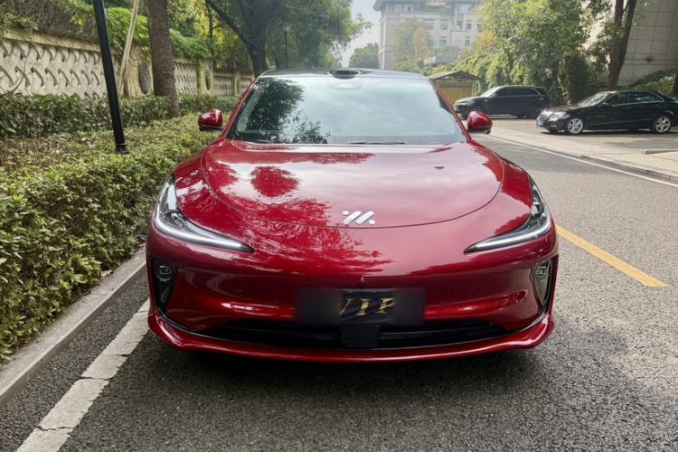 Used IM L6 2025 Max Exterior 1