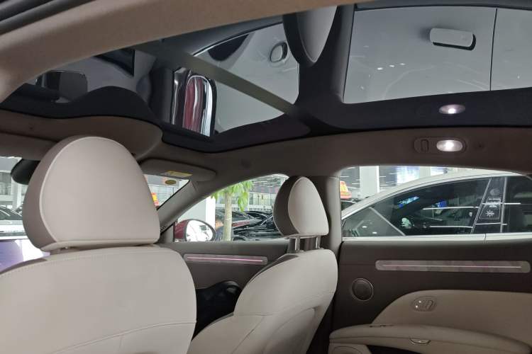Used IM L6 2025 Max+ Headliner