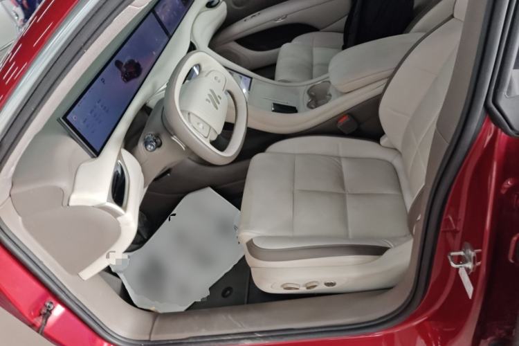 Used IM L6 2025 Max+ Left Front Seat
