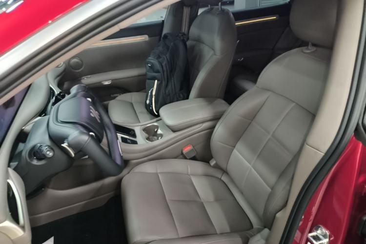 Used IM L6 2025 Pro Max model Left Front Seat