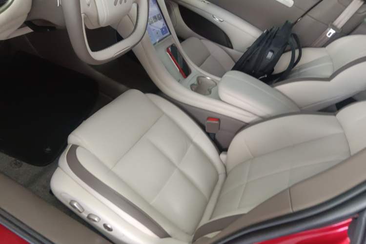 Used IM L6 2025 Max Left Front Seat