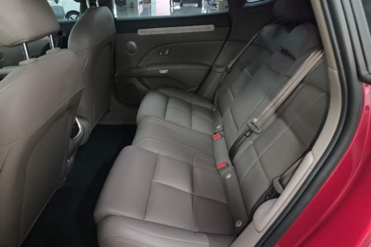 Used IM L6 2025 Pro Max model Left Rear Seat