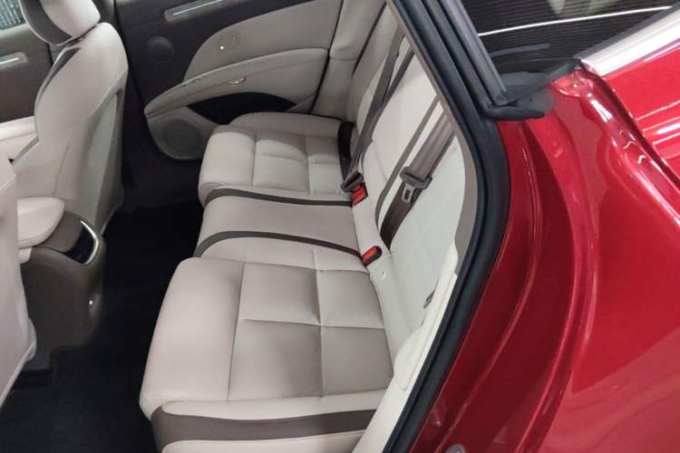 Used IM L6 2025 Max Left Rear Seat