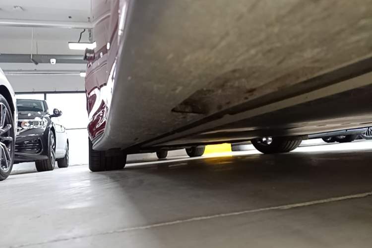 Used IM L6 2025 Max+ Right Side Sill