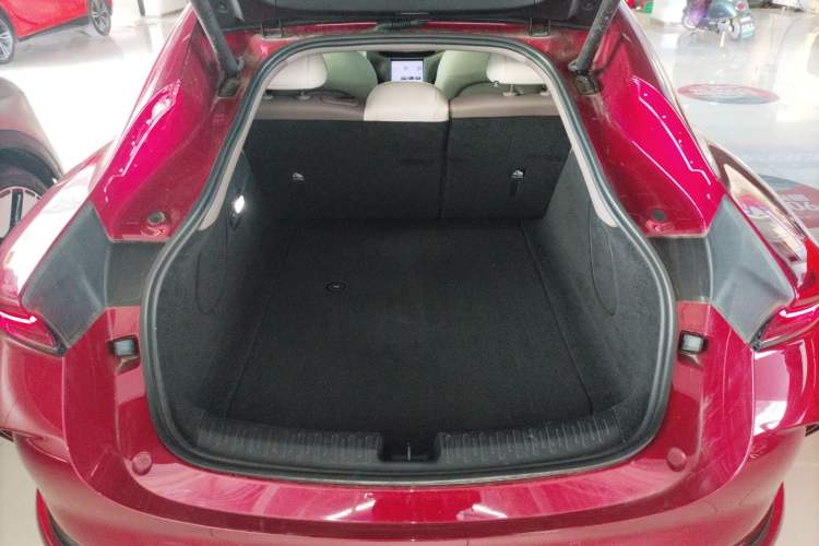 Used IM L6 2025 Max+ Trunk