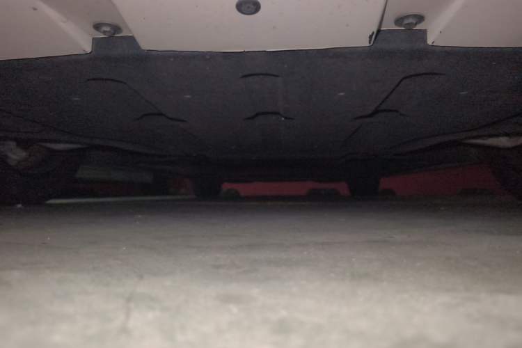 Used IM L6 2025 Max+ Chassis Front