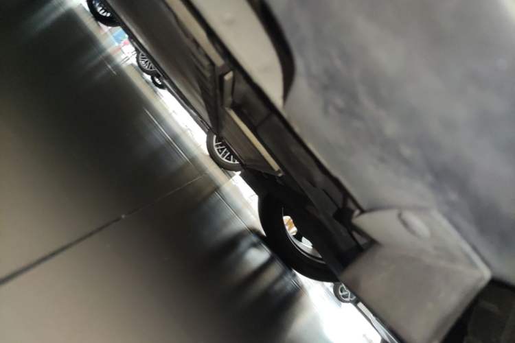 Used IM L6 2025 Ultra Model Chassis Rear Left