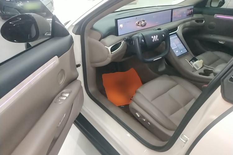 Used IM L6 2025 Ultra Model Driver Seat