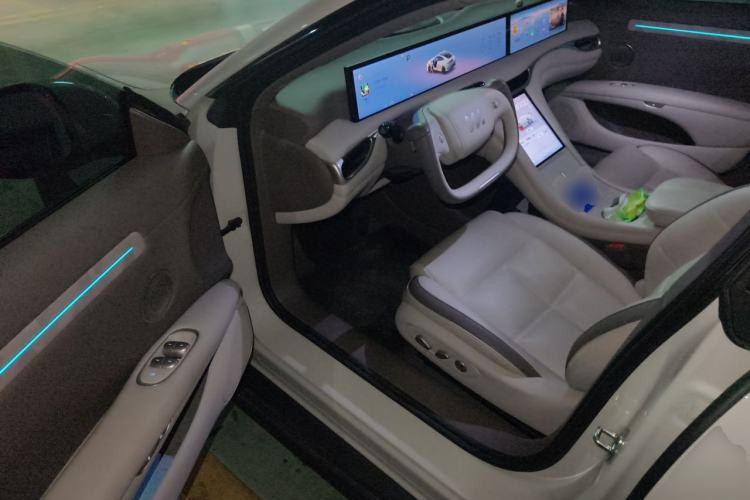 Used IM L6 2025 Max+ Driver Seat