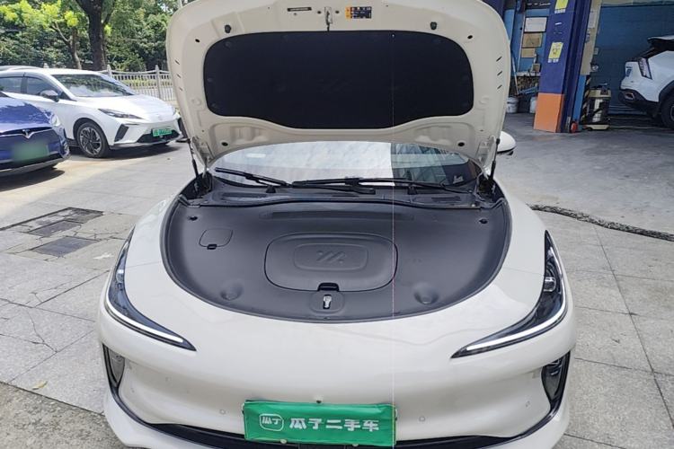 Used IM L6 2025 Pro Max model Engine Bay