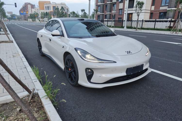 Used IM L6 2025 Max Exterior 2