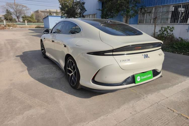 Used IM L6 2025 Ultra Model Exterior 4