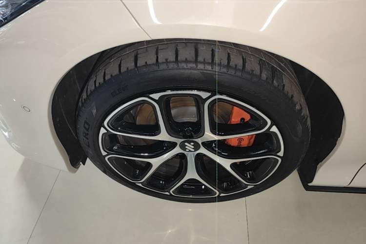 Used IM L6 2025 Ultra Model Exterior 4