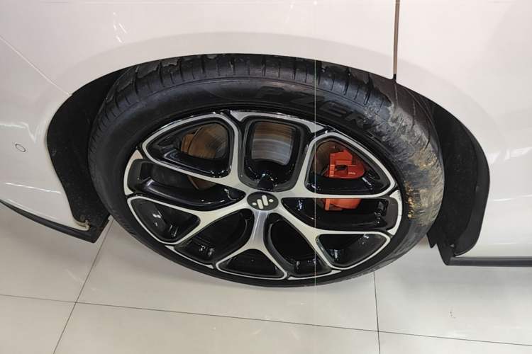 Used IM L6 2025 Ultra Model Exterior 5
