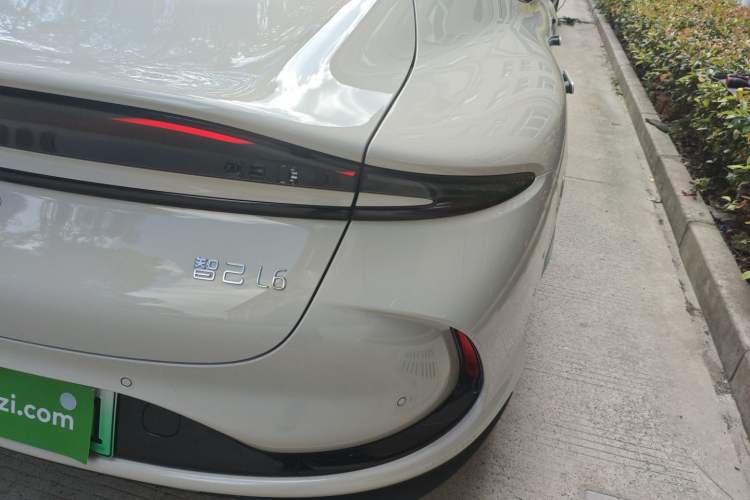 Used IM L6 2025 Max Exterior 6