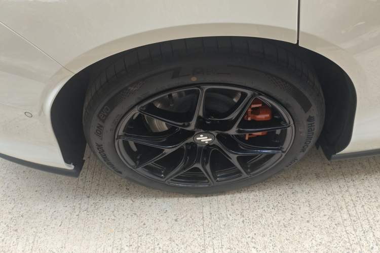 Used IM L6 2025 Max Exterior 8