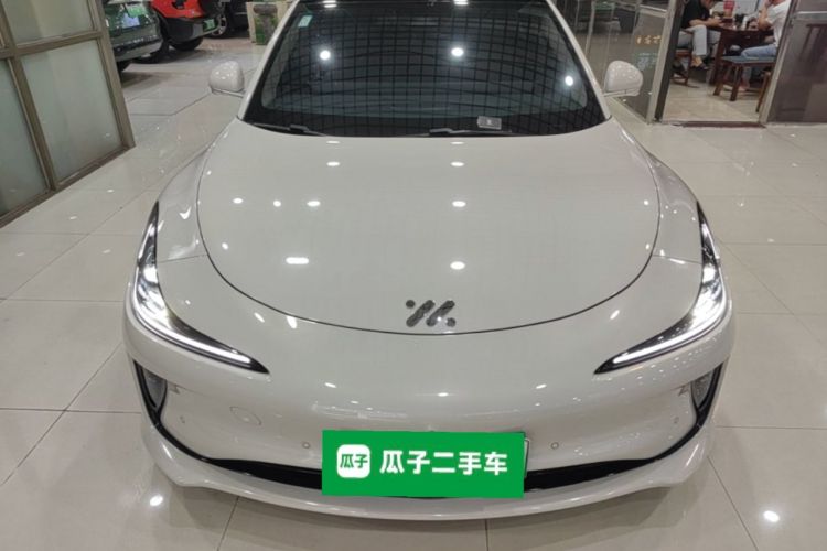 Used IM L6 2025 Ultra Model Front