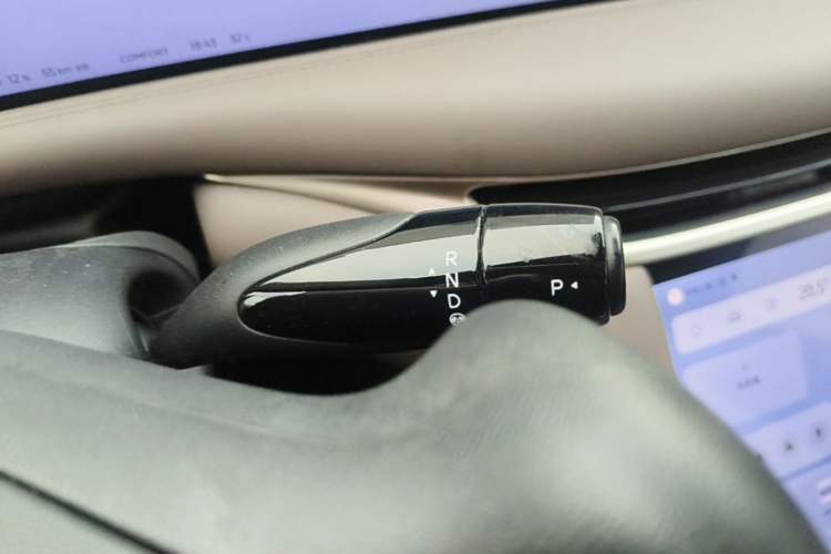 Used IM L6 2025 Ultra Model Gear Lever
