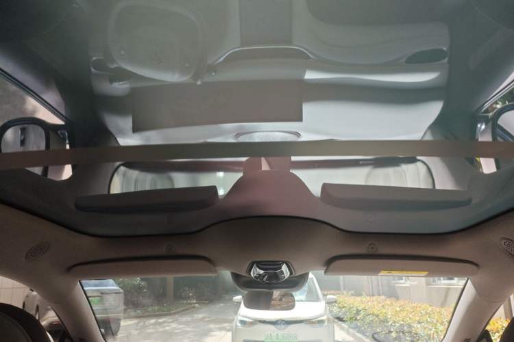 Used IM L6 2025 Max Headliner