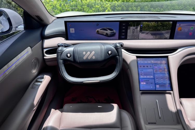 Used IM L6 2025 Ultra Model Interior 5