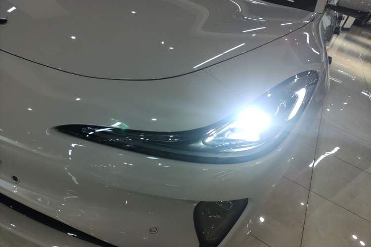 Used IM L6 2025 Ultra Model Left Front Headlight
