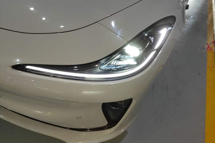 Used IM L6 2025 Ultra Model Left Front Headlight